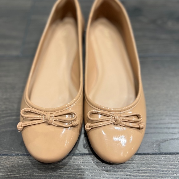 Ballerina Flat - Picture 1 of 4